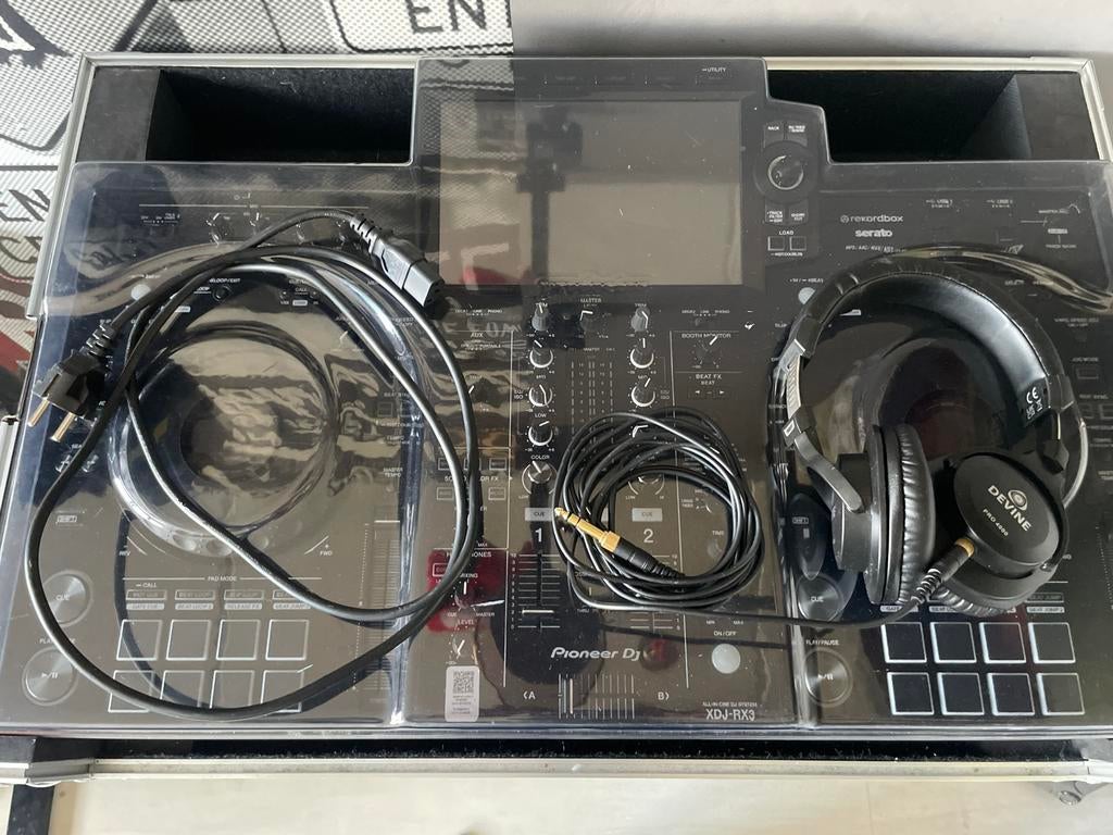 Pioneer XDJ-RX3 + Flightcase + Speakers  (Complete DJ Set), Muziek en Instrumenten, Dj-sets en Draaitafels, Ophalen of Verzenden