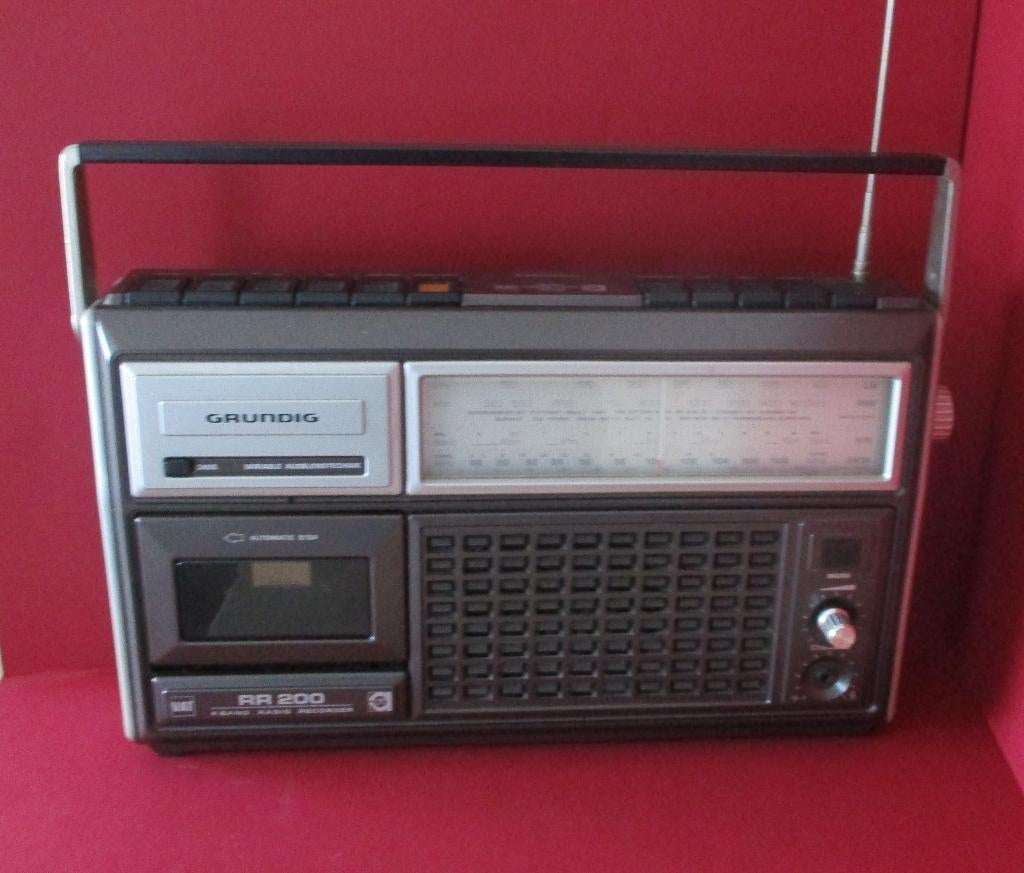 Vintage Grundig RR 200 4 band radio recorder, Ophalen of Verzenden, Gebruikt, Radio