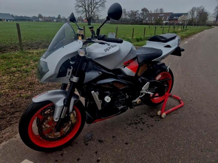 Aprilia Tuono rsv 1000, Motoren, Motoren | Aprilia, 2 cilinders, Particulier, Naked bike, Meer dan 35 kW