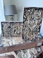 Doos met gebroken kwartel eitjes of gebroken  kippen eieren, Ophalen of Verzenden, Materiaal