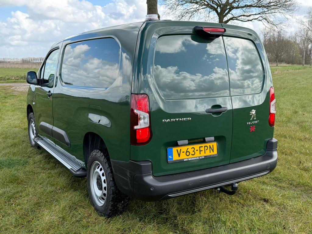 Peugeot Partner 1.5 BlueHDi 130 S&S L2 Dangel 4x4 BPM VRIJ, Auto's, Bestelauto's, Voorwielaandrijving, Stof, Gebruikt, Euro 6