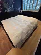 Eendendons dekbed, Gebruikt, Wit, Tweepersoons, Ophalen of Verzenden