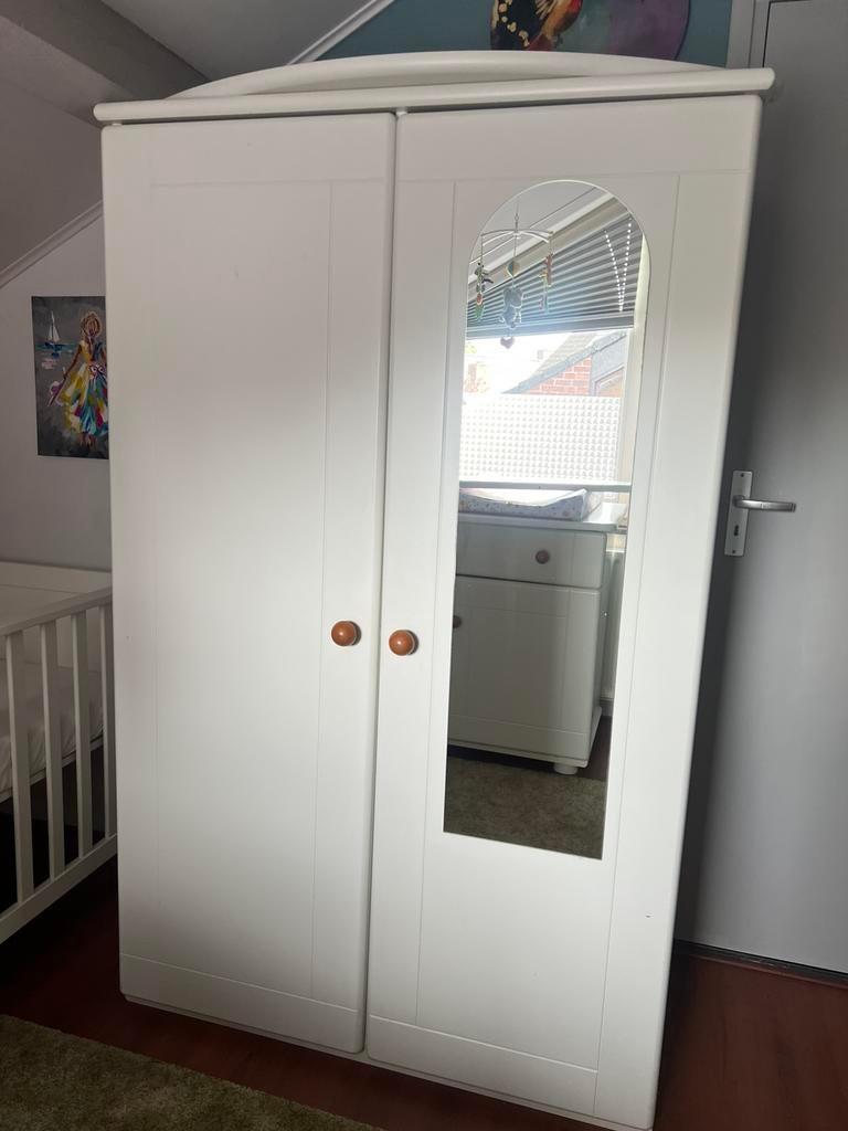 2-deurs kledingkast met spiegel evt kinderkamer, Ophalen, 100 tot 150 cm, 100 tot 150 cm, Zo goed als nieuw