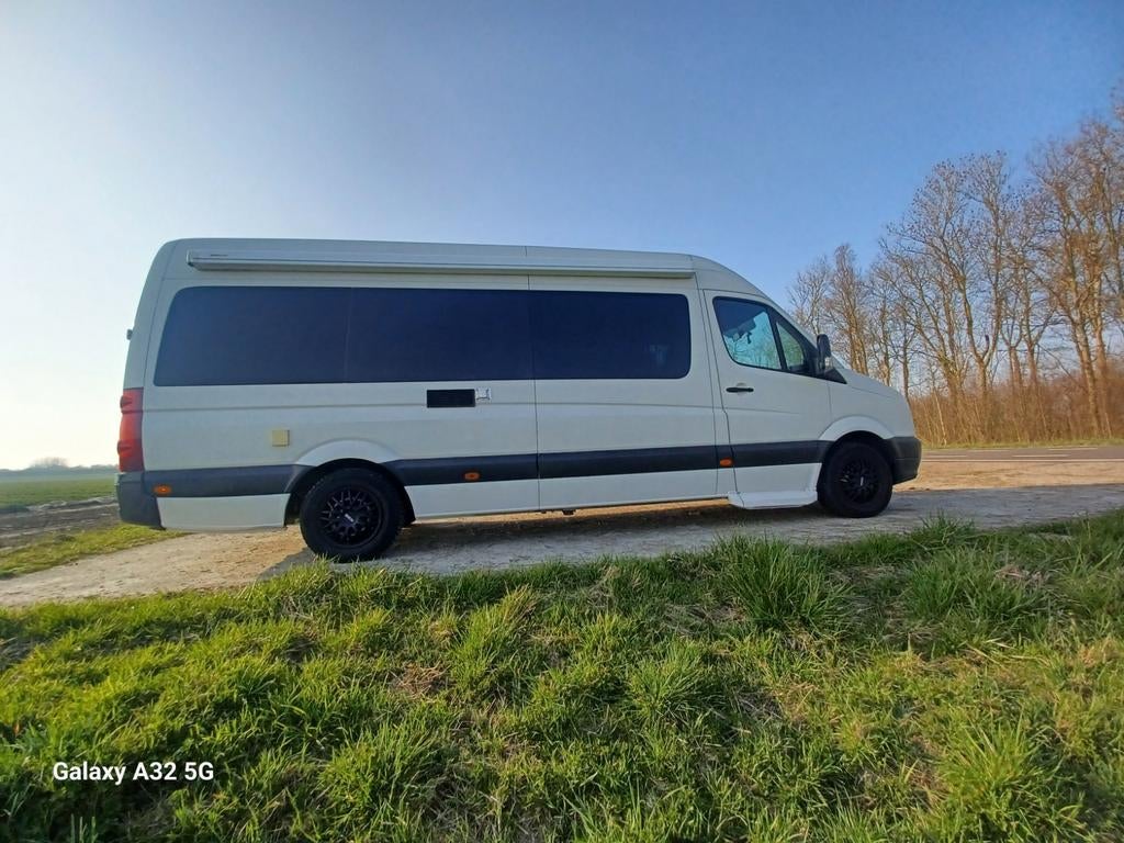 Volkswagen crafter buscamper / camper, Buscamper of Camperbus, Volkswagen, Particulier, 7 tot 8 meter