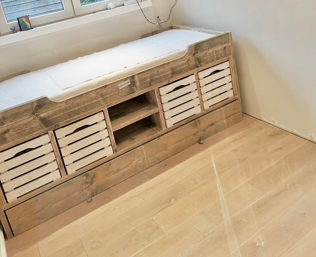Nieuw ! Half Hoogslaper Nieuw laten maken bij puur hout, Kinderen en Baby's, Kinderkamer | Stapelbedden en Hoogslapers, Ophalen of Verzenden