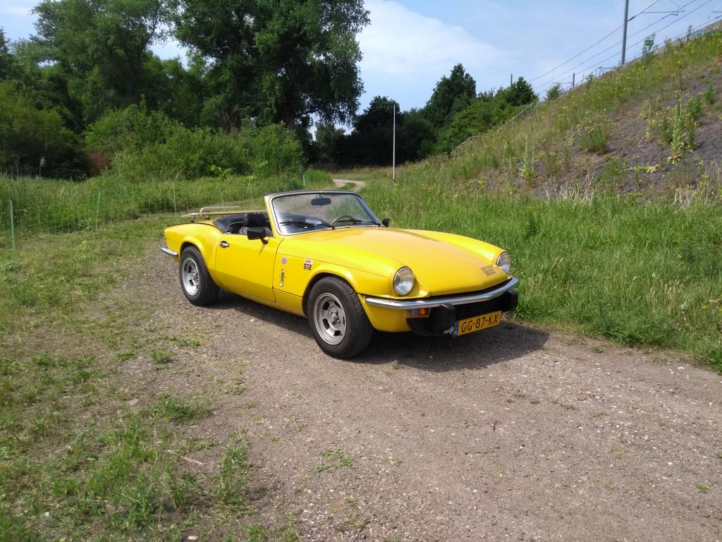 Triumph Spitfire 1500, geel met overdrive., Auto's, Triumph, Particulier, Spitfire, Benzine, Cabriolet, Handgeschakeld, Origineel Nederlands