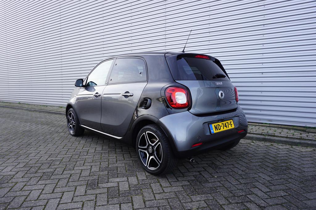 Smart Forfour 1.0 Passion Airco / Cruise / Elektr. ramen / C, Auto's, Smart, Gebruikt, 4 stoelen, Origineel Nederlands, 3 cilinders