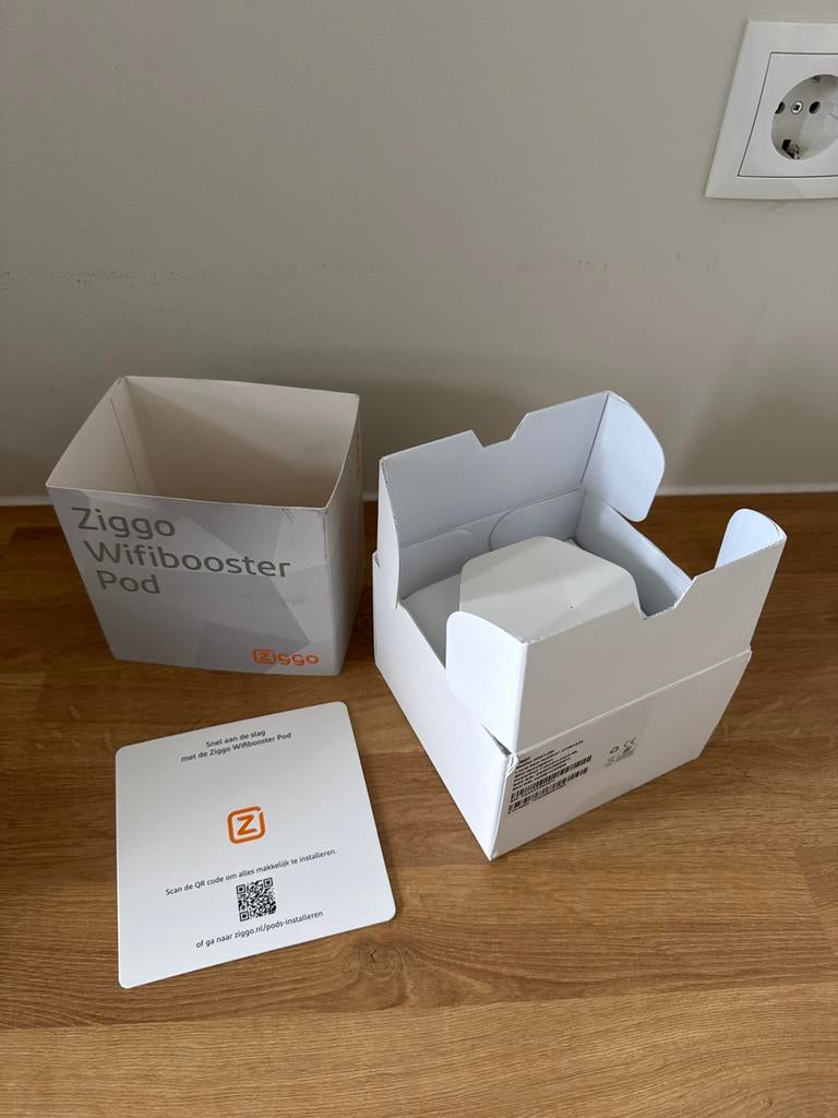 Ziggo WifiBooster Pod - Verbeter je wifi-bereik, Ophalen of Verzenden, Gebruikt, Router