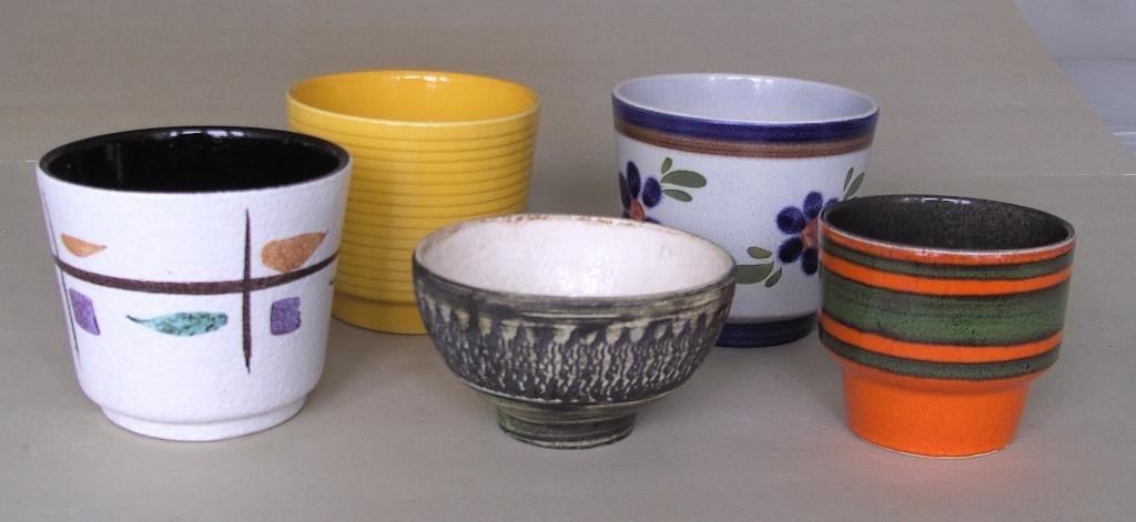 retro / vintage  -  bloempotten, Rond, Binnen, Ophalen of Verzenden, Zo goed als nieuw