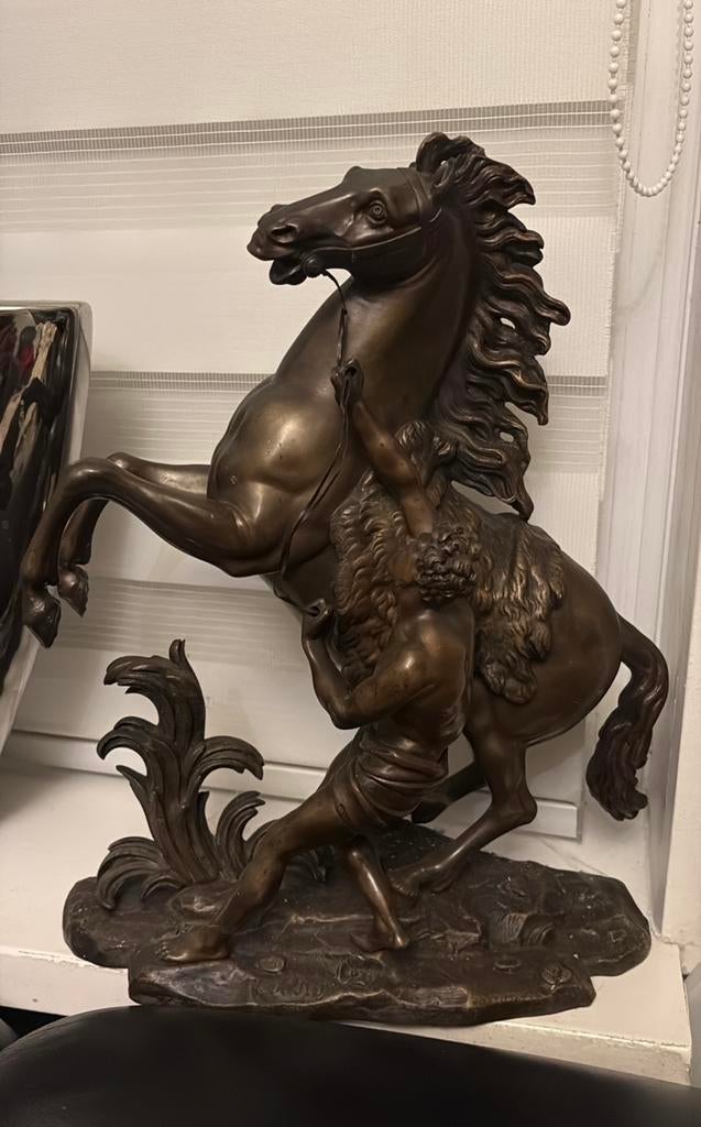 Bronzen Mergel paard gesigneerd op de basis "Coustou", Ophalen of Verzenden, Brons