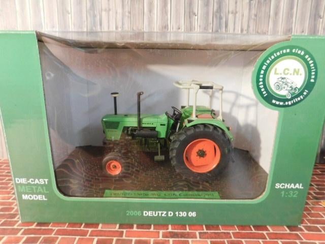 Weise Toys 2006 Deutz D130 06 LCN Clubmodel 2011, Ophalen of Verzenden, Zo goed als nieuw, Tractor of Landbouw, Overige merken