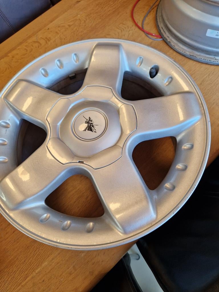 4 nette 15 inch 4-gats velgen voor oudere auto, Auto-onderdelen, Banden en Velgen, Ophalen, Gebruikt, 15 inch, Velg(en)