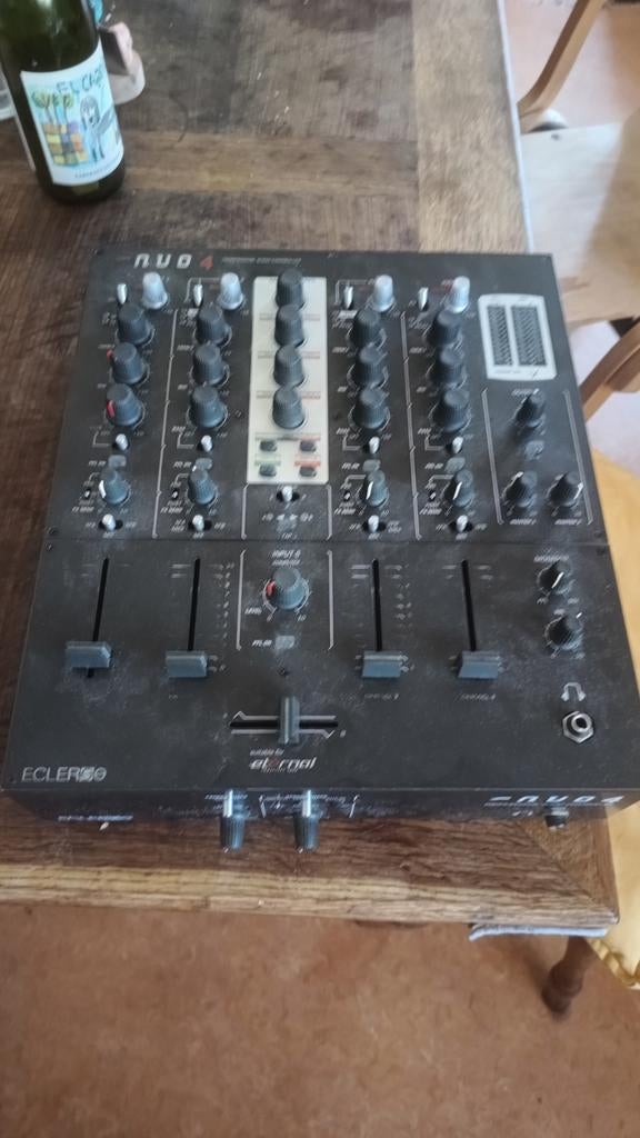 Ecler Nuo 4 analoge DJ mixer, Muziek en Instrumenten, Dj-sets en Draaitafels, Ophalen of Verzenden, Gebruikt, Overige merken