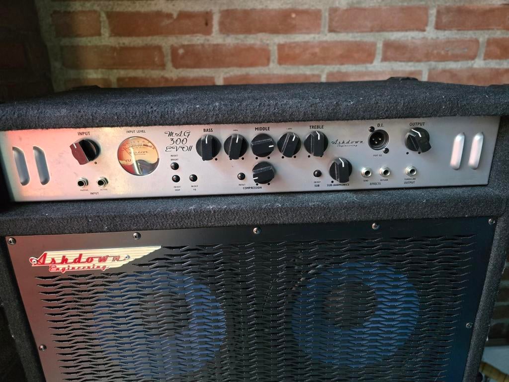 Ashdown Mag 300 Evo II C410 combo 4 x 10 basversterker, Ophalen