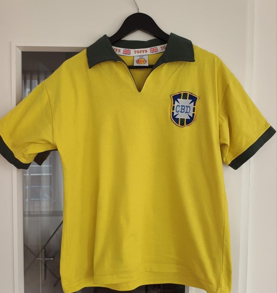 Brazil 1958 WK Retro Voetbalshirt, Sport en Fitness, Voetbal, Maat M, Ophalen of Verzenden, Zo goed als nieuw, Shirt