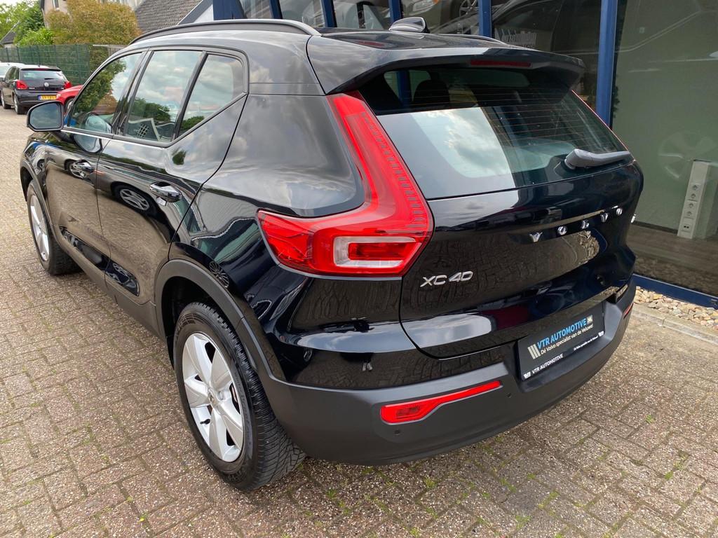 Volvo XC40 1.5 T3 155PK NAVI / BLUETOOTH / PDC, Auto's, Voorwielaandrijving, Stof, Gebruikt, Zwart
