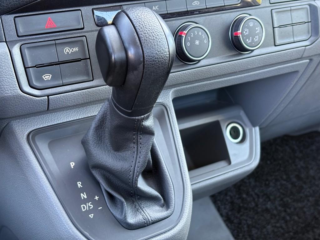 Volkswagen CRAFTER 2.0 TDI AUTOMAAT 177PK PICK-UP L4 Open La, Traction-control, 4 cilinders, Volkswagen, Wit