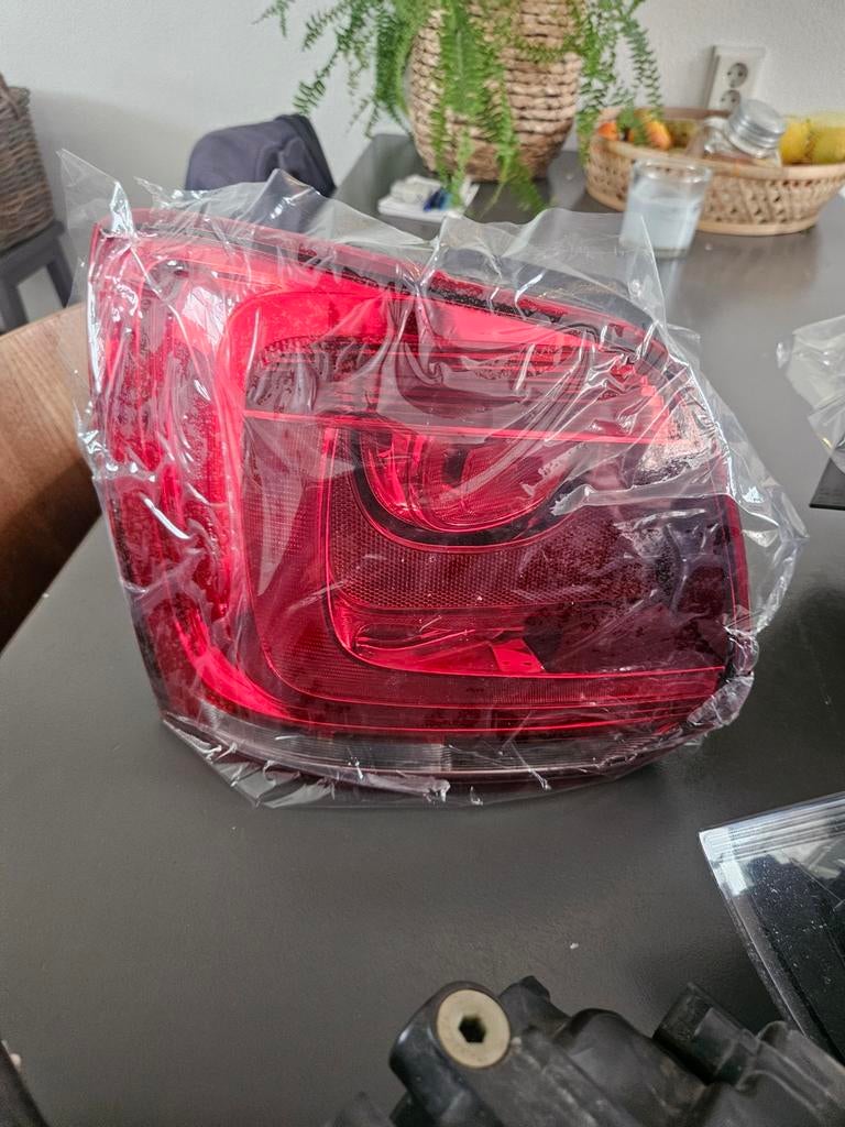 achterlichten links en recht + mistlampen polo 6r origineel, Auto-onderdelen, Verlichting, Ophalen, Nieuw, Volkswagen