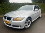 BMW 3-serie 318i Business Line FACE LIFT NAVIGATIE ECC NAP, Euro 5, Zwart, Origineel Nederlands, Handgeschakeld