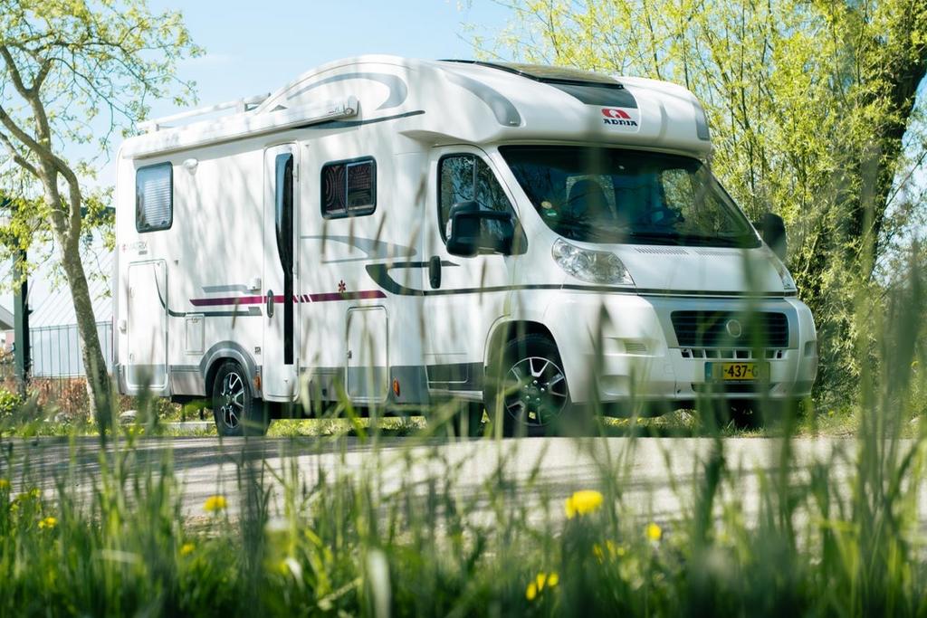 Adria Matrix M680 SP: 5 pers. Off-grid, Gaslek-detector, Ringverwarming, Fiat, Particulier