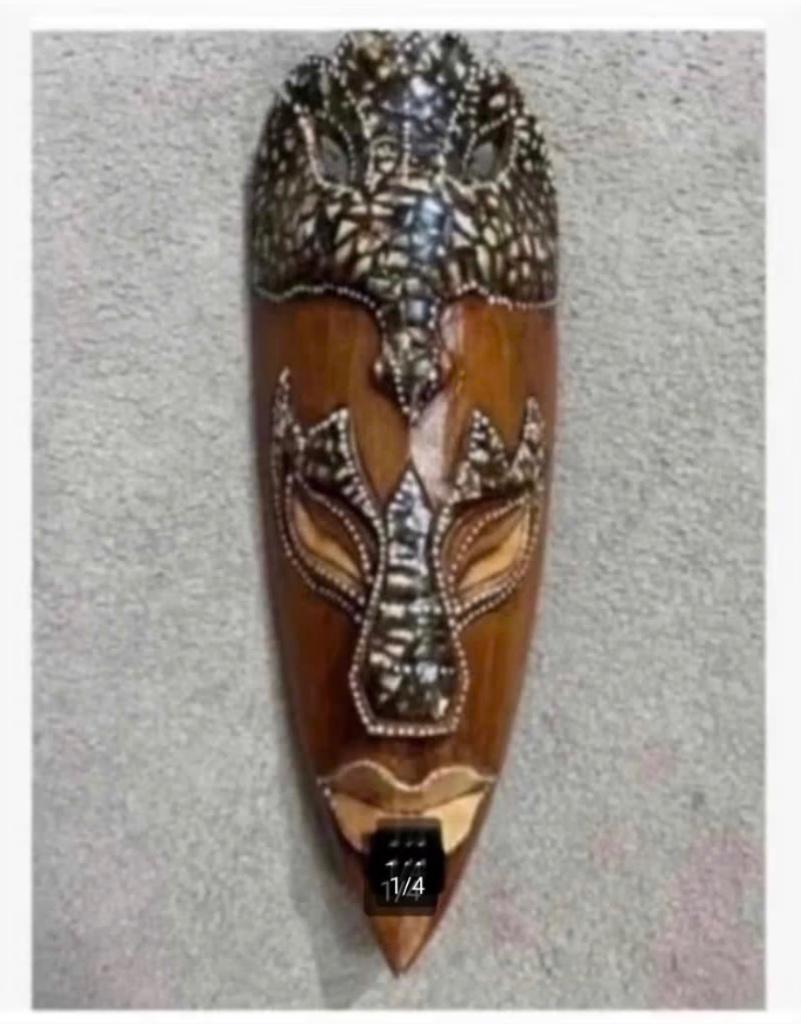 Bijzonder mooi bewerkt masker, hout, Indonesië, 31 cm, Ophalen of Verzenden