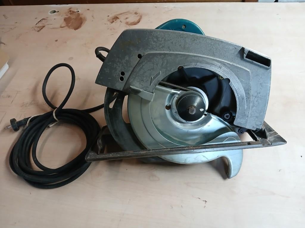 cirkelzaagmachine, Doe-het-zelf en Verbouw, Gebruikt, Cirkelzaag, 70 mm of meer, Ophalen of Verzenden