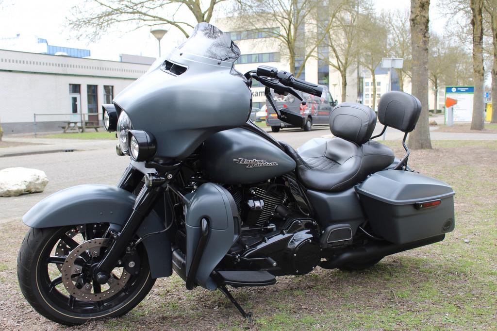 Harley-Davidson Ultra Classic Ultra glide in street glide lo, Motoren, Motoren | Harley-Davidson, Chopper, Bedrijf, Meer dan 35 kW