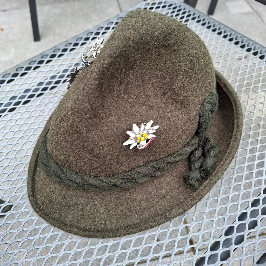 Origineel Loden Tiroler Hoedje met Edelweiss Spelden, Ophalen of Verzenden, Gedragen, One size fits all, Hoed