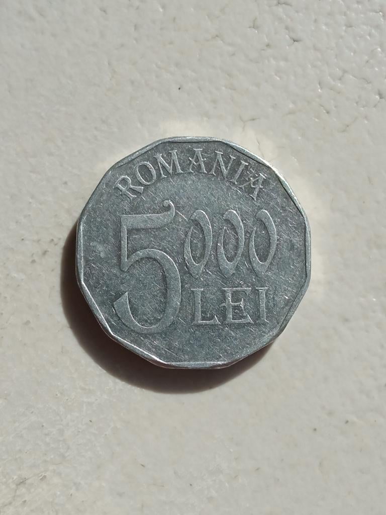 Roemenië 5000 lei 2002., Ophalen of Verzenden, Overige landen, Losse munt