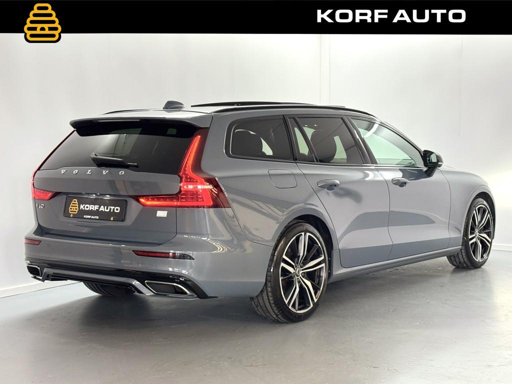 Volvo V60 2.0 T6 Recharge AWD R-Design 398PK | Pano | H&K |, Gebruikt, 4 cilinders, Vierwielaandrijving, Zilver of Grijs