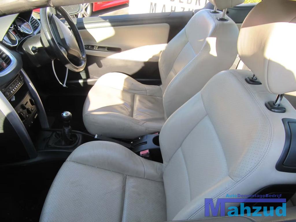 PEUGEOT 207 GT CC BEIGE LEER LEDER INTERIEUR COMPLEET cabrio, Auto-onderdelen, Interieur en Bekleding, Taurusavenue 1
2132 LS  Hoofddorp, NL