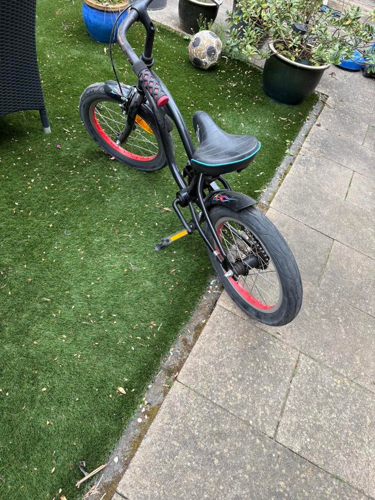 Mini rod fietsje, Fietsen en Brommers, Fietsen | Kinderfietsjes, Ophalen, Gebruikt, Minder dan 16 inch