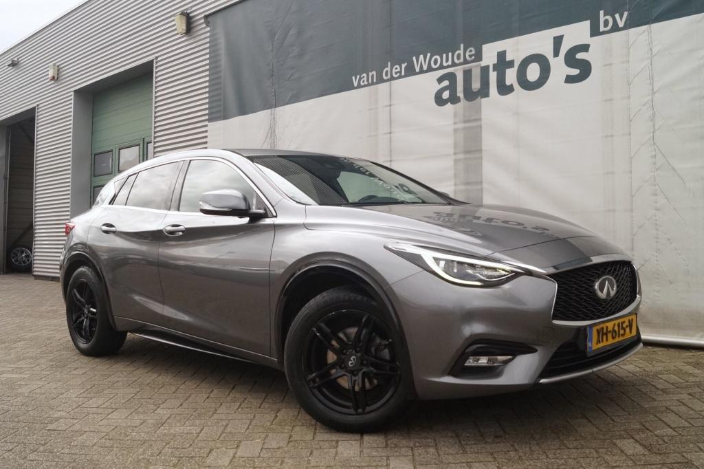 Infiniti Q30 1.5D Business Edition -NAVI-LEER-ECC-PDC-CRUISE, Auto's, Infiniti, 1355 kg, Gebruikt, 4 cilinders, Lichtsensor