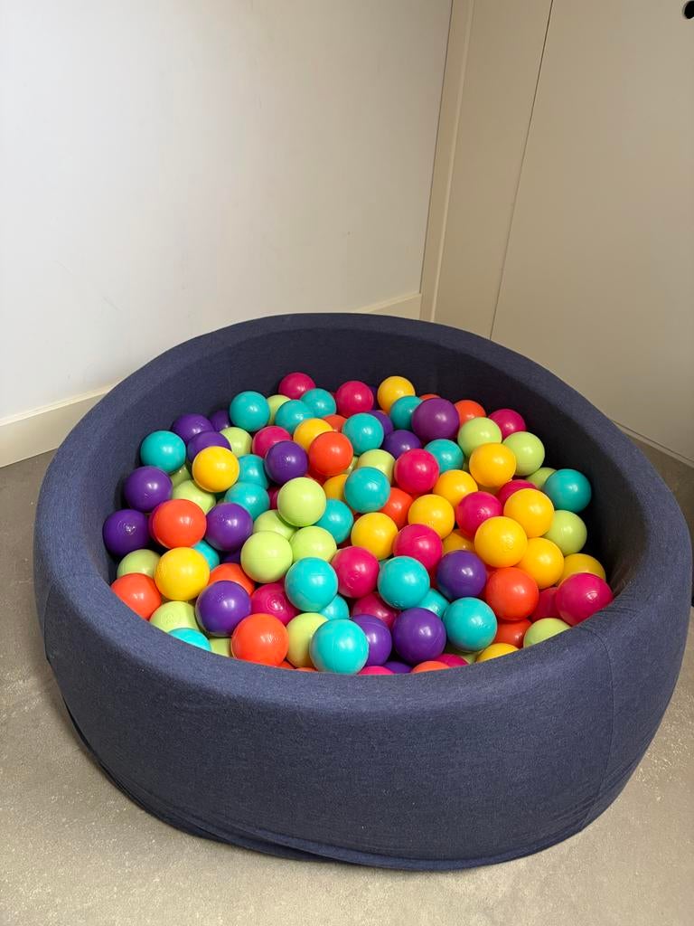 Kiddy Moon Ballenbak met 200 ballen - Zo goed als nieuw, Ophalen of Verzenden, Zo goed als nieuw, Jongen of Meisje