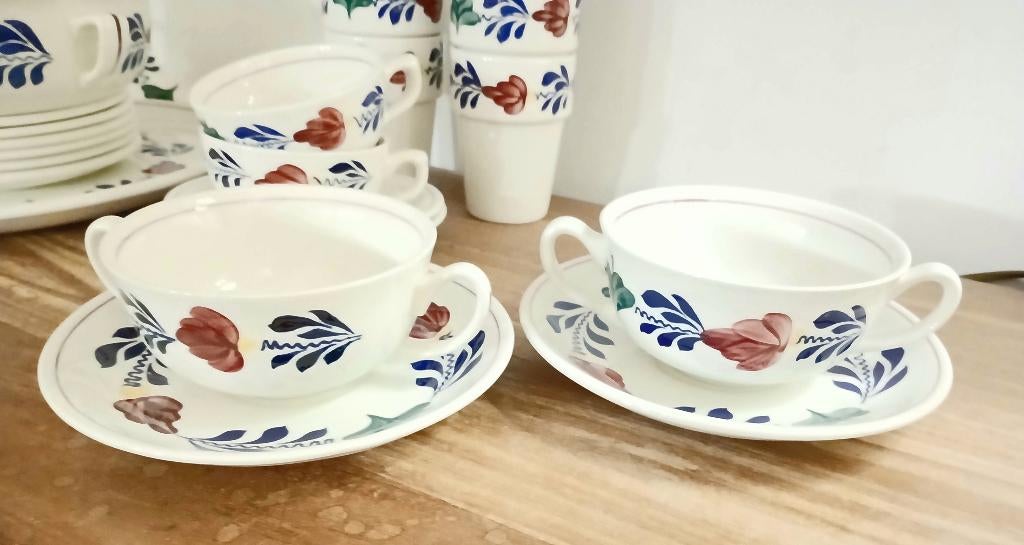 2 puntgave soepkommen met schotel Boerenbont Boch, Overige typen, Nieuw, Ophalen of Verzenden, Aardewerk