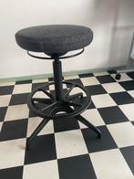 Lidkullen ergonomische zit/sta kruk, Ophalen, Zo goed als nieuw