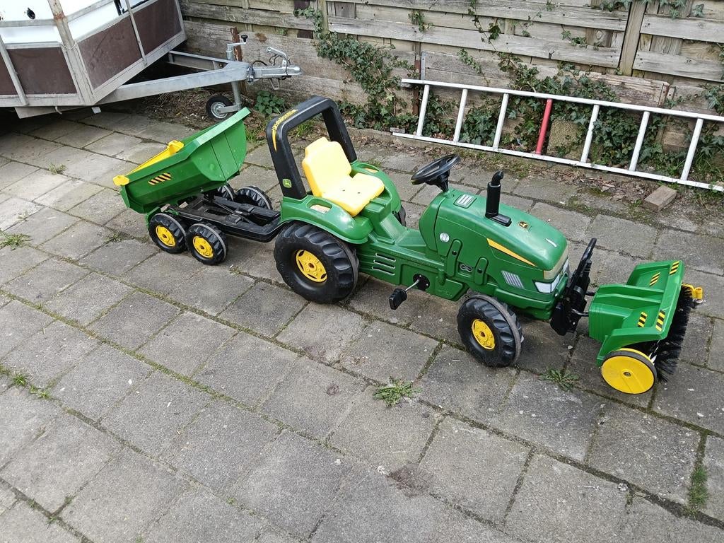 Mooie complete traptrekker, Kinderen en Baby's, Speelgoed | Buiten | Voertuigen en Loopfietsen, Zo goed als nieuw, Trapvoertuig