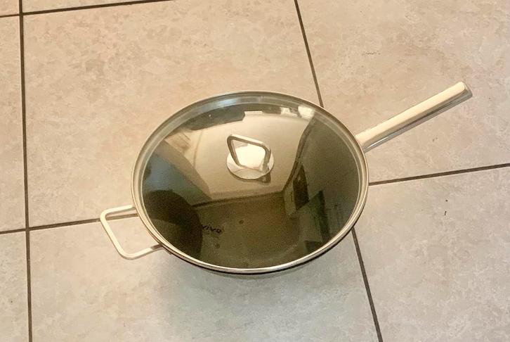 RVS Wok van ViVO, Huis en Inrichting, Keuken | Potten en Pannen, Gebruikt, Wok, Rvs, Ophalen of Verzenden