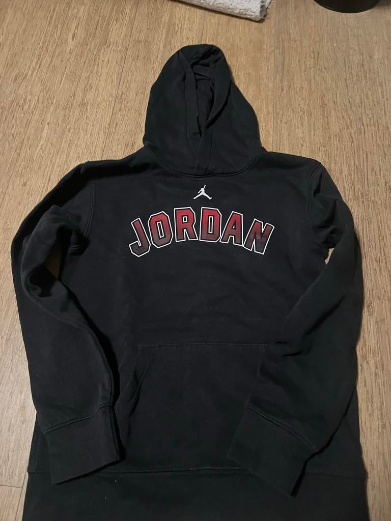 Jordan sweater - Zwart met rood logo, Kleding | Heren, Truien en Vesten, Ophalen of Verzenden, Gedragen, Overige maten, Zwart