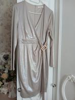 prachtige nieuwe glansjurk maat 40, Kleding | Dames, Maat 38/40 (M), Overige kleuren, Nieuw, Ophalen of Verzenden