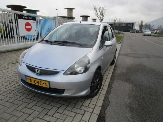 Honda Jazz 1.2 S Nw apk, Auto's, Honda, Voorwielaandrijving, 450 kg, 4 cilinders, Bedrijf