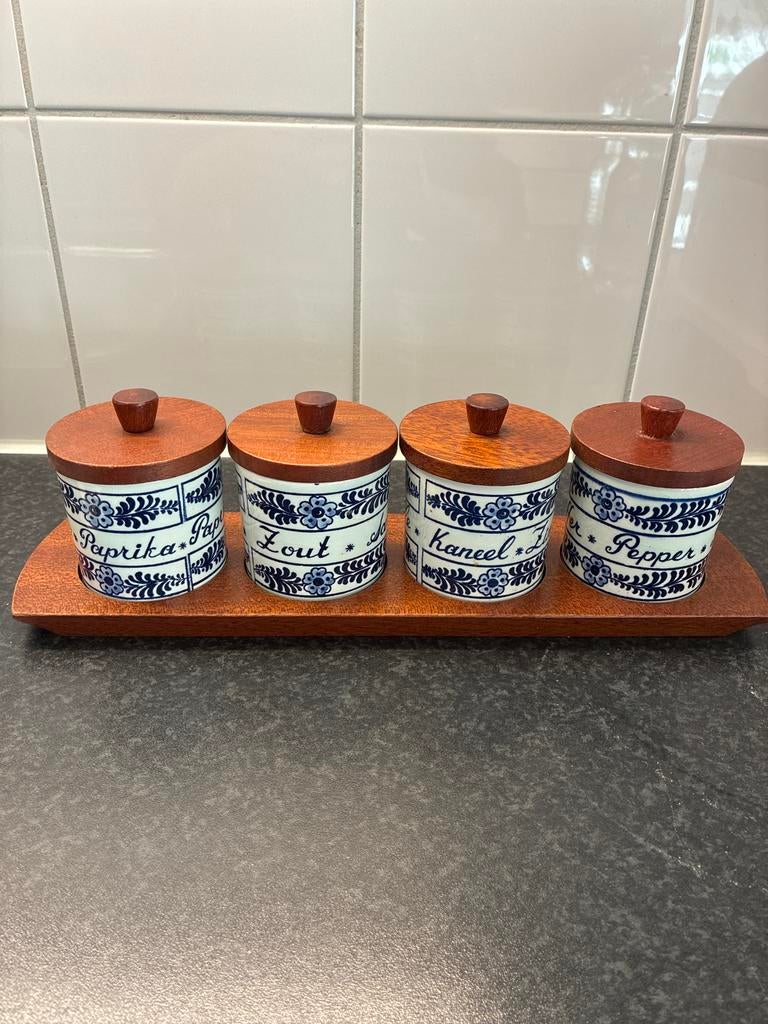 Complete set van 4 Delfts kruidenpotjes, Ophalen of Verzenden