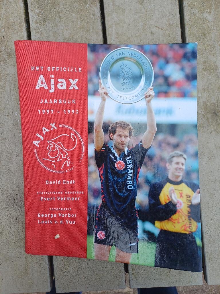 Ajax jaarboek 1997 - 1998, Boeken, Sportboeken, Gelezen, Ophalen of Verzenden, Balsport, David endt