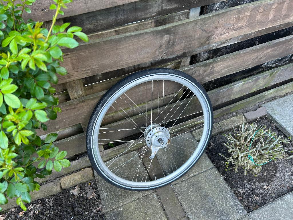 :Achterwiel 28 inch 8 NEXUS versnellingen rollerbrakes, Wiel, Gebruikt, Shimano Nexus, Ophalen of Verzenden