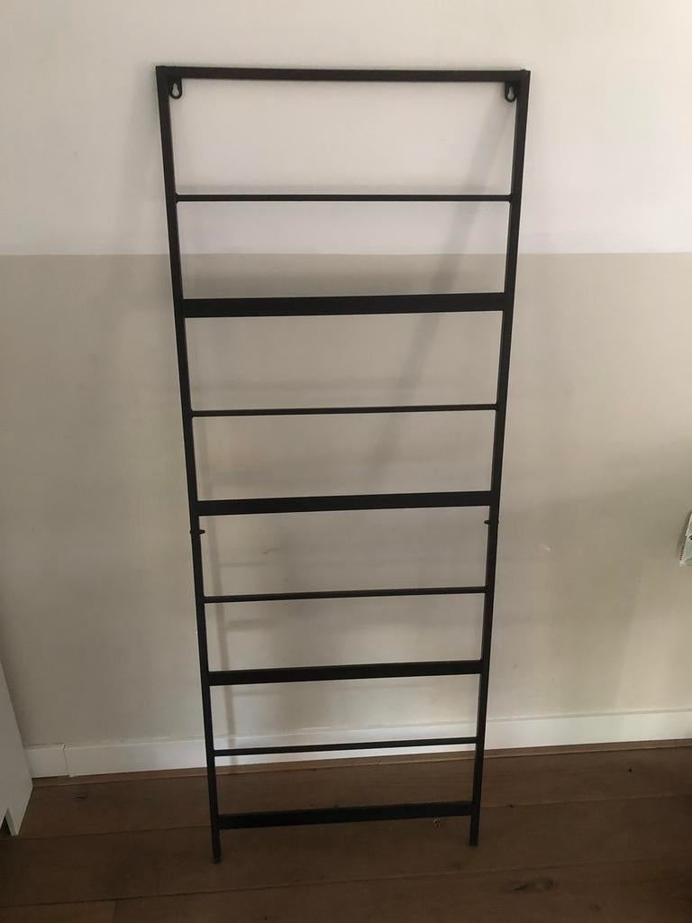 Modern metalen tijdschriftenrek, -, -, Ophalen of Verzenden, Zo goed als nieuw