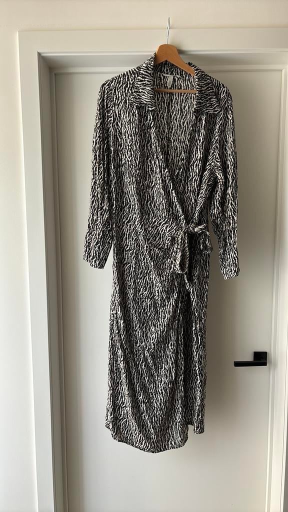 Zwart witte wikkeljurk, Kleding | Dames, Jurken, H&M, Zwart, Maat 46/48 (XL) of groter, Ophalen of Verzenden