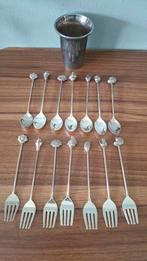 Verzilverd setje 7 lepeltjes en 7 gebaksvorkjes schelp, Ophalen of Verzenden