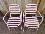 2 roze metalen tuinstoelen, Tuin en Terras, Tuinstoelen, Ophalen, Gebruikt, Metaal, Stapelbaar