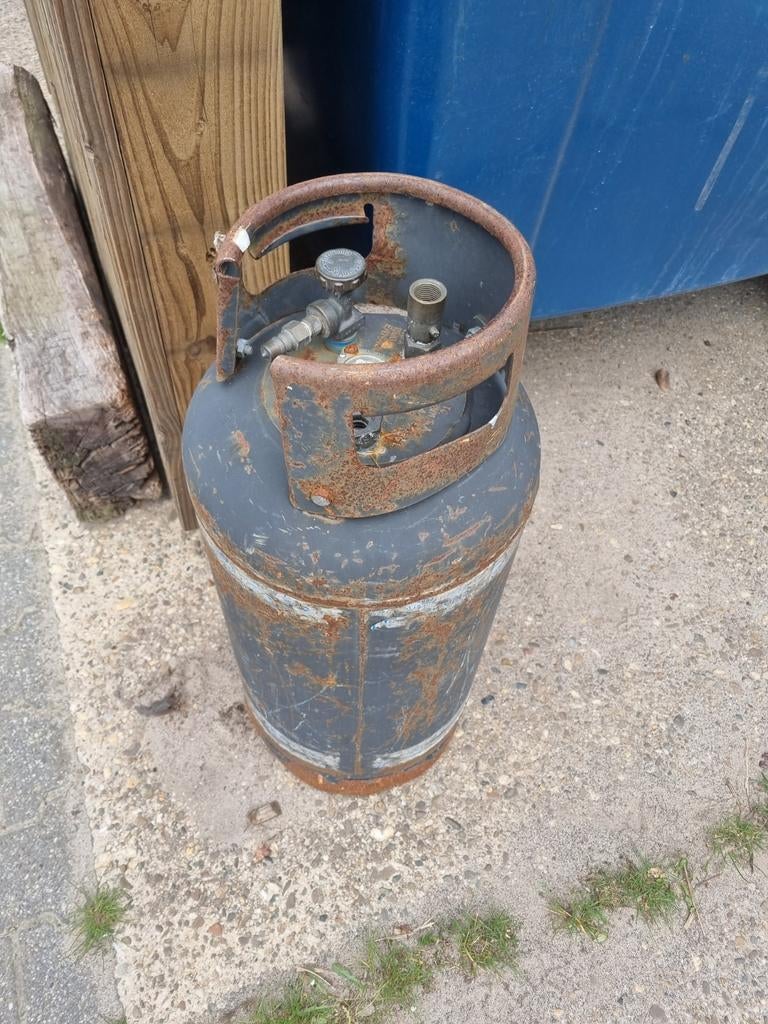 Gasfles heftruck, Ophalen