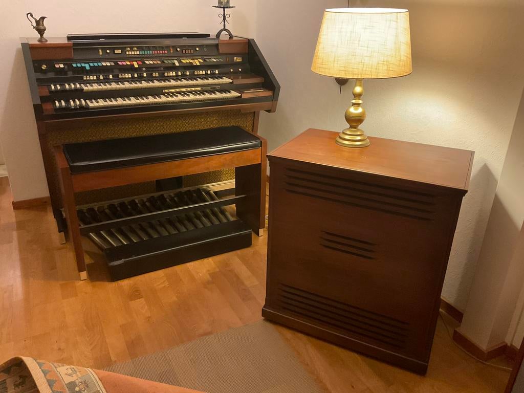 Prachtige set Hammond orgel Concorde en Leslie speaker 415, Muziek en Instrumenten, Orgels, Ophalen, Zo goed als nieuw, 2 klavieren